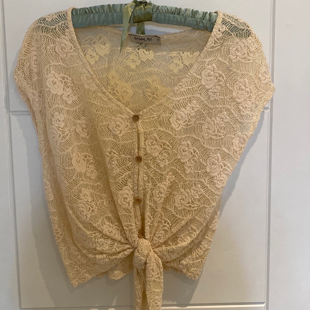 Sam & Lavi lace crochet top